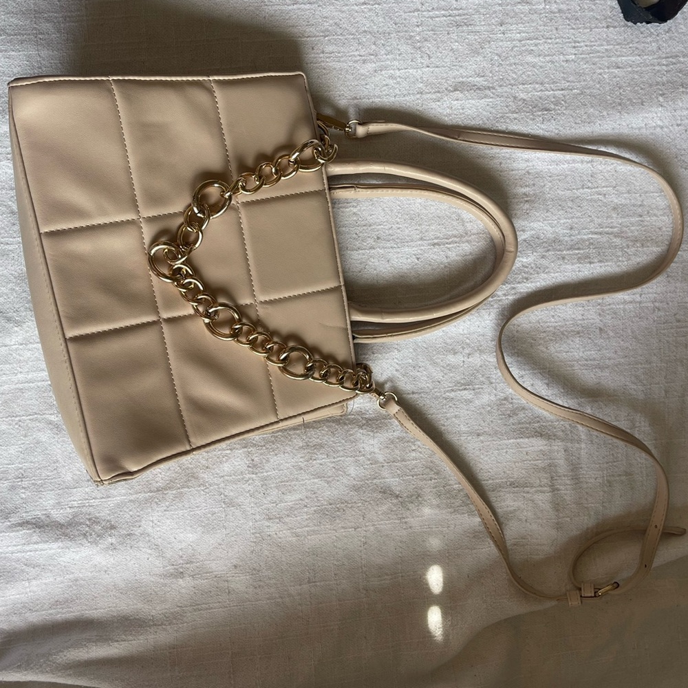 Elegant Tan Quilted Handbag